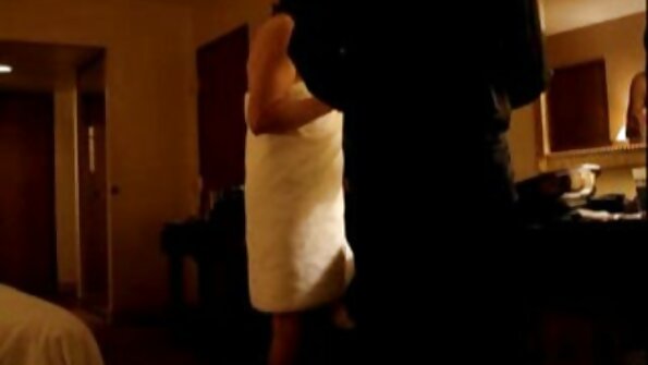 Грудаста секс домашне відео латина бере гарний жорсткий трах з BBC